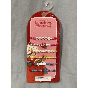 NEW The World of Strawberry Shortcake Berry Besties & BFF 6 Beaded Bracelet Set